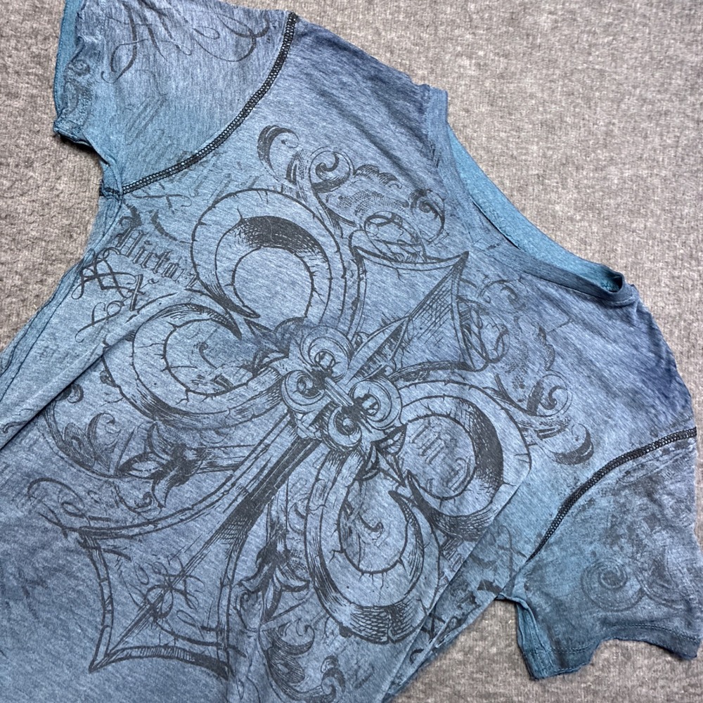 Retrofit Graphic T-Shirt Mens Small Blue Cross Fleur De Lis Y2K MMA Style